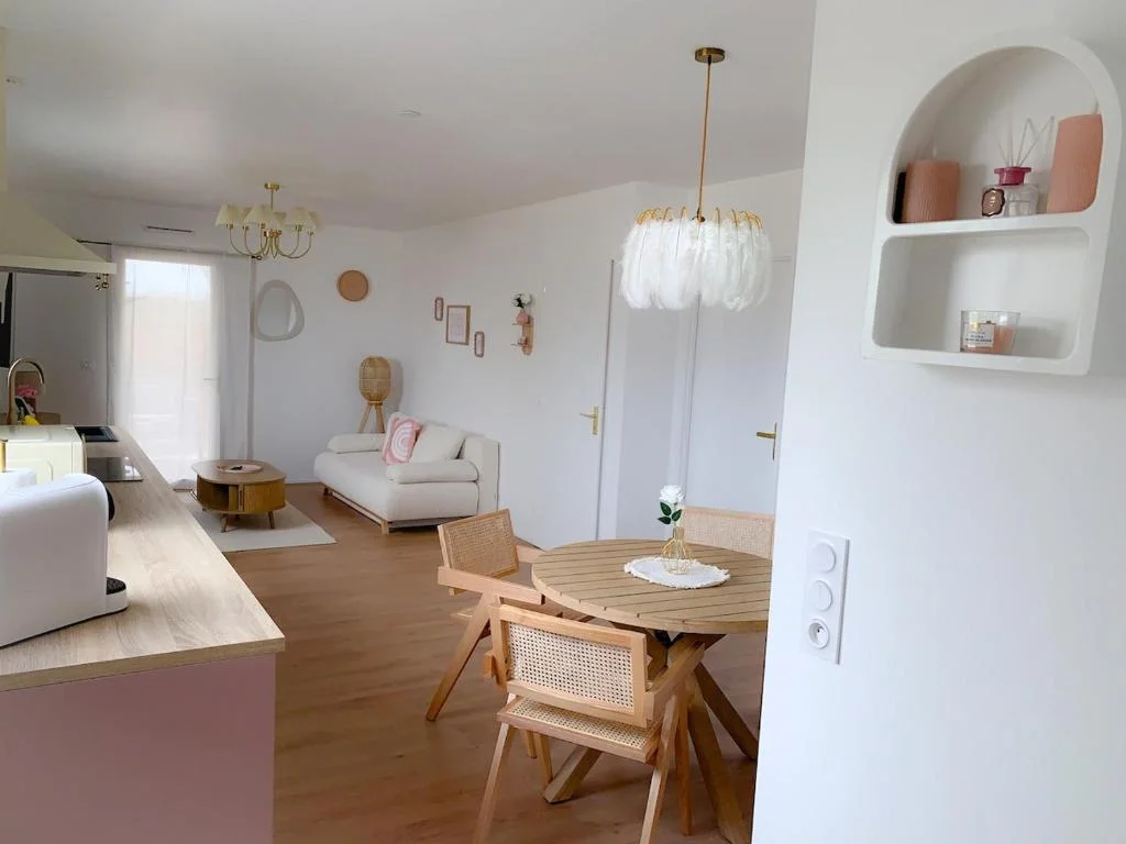 Le Cocon Rose Jacuzzi privé rêve et Douceur