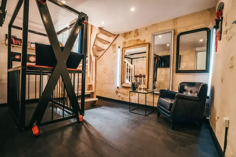 The PLAYROOM — 33000 Bordeaux