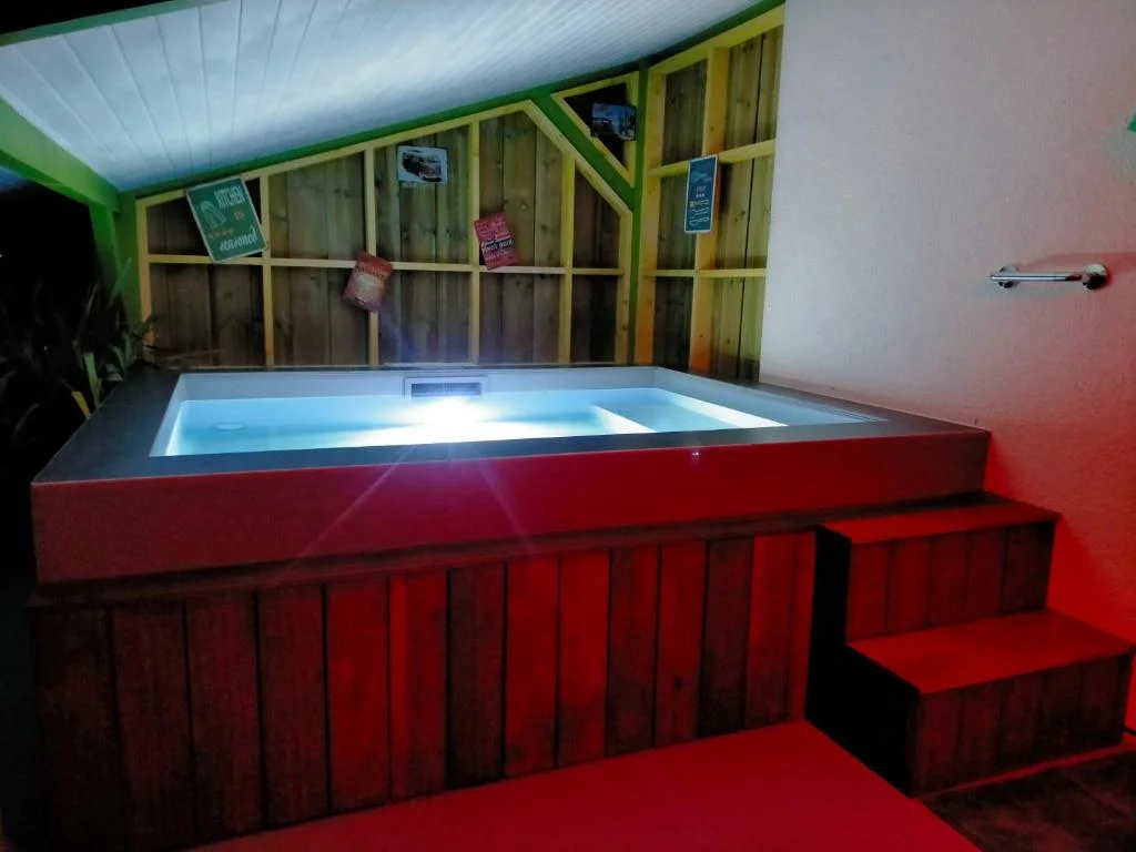 Séjour romantique pour deux en gîte avec ambiance Love Room