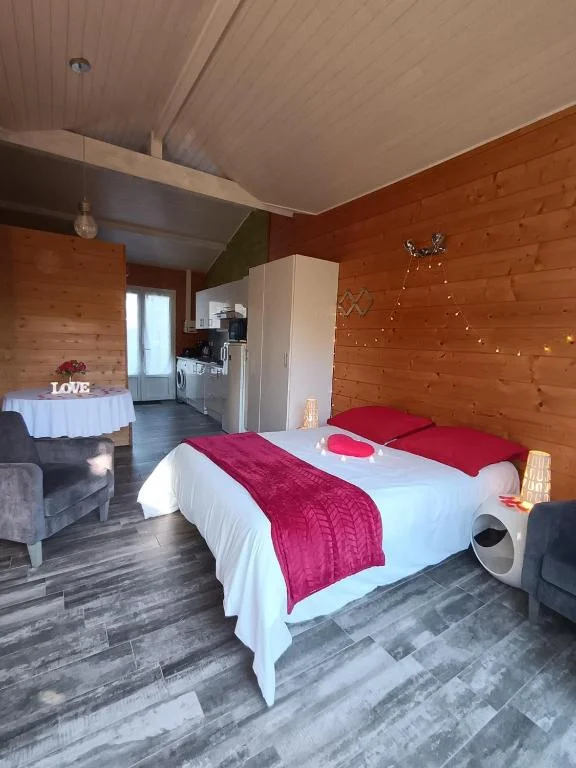 Séjour romantique pour deux en gîte avec ambiance Love Room